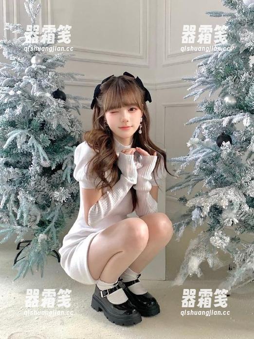 16网 登录16网,黑料多到我怀疑人生,还不如去吃块蛋糕消愁!