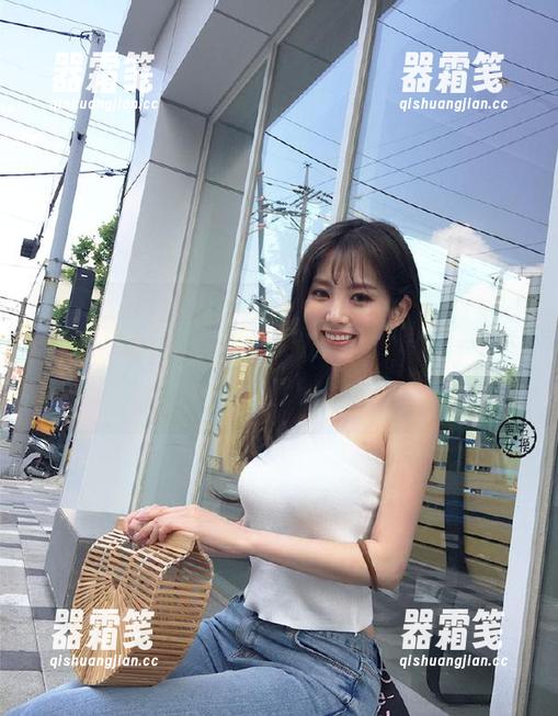 399.su “www.399.su”视频:以为只是吃瓜,结果结果自己也在瓜里打了个滚...