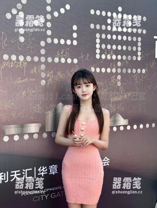 51.com 51.com发布:吃瓜群众已就位,欢乐时间开始倒计时!