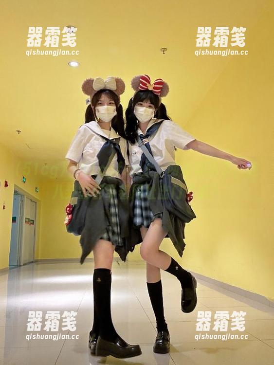 在51cgfun上，网址都来了，连八卦的都带着网址出门了嘛？