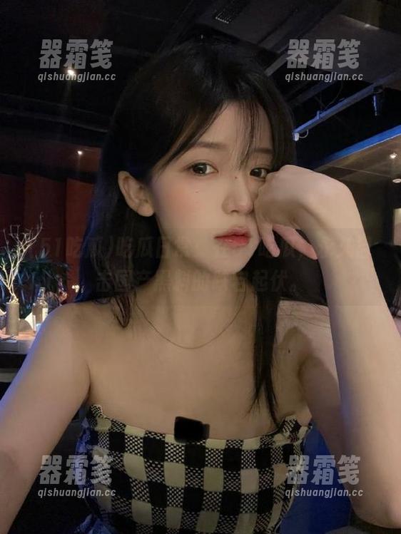51吃瓜 吃瓜日常:在51吃瓜,永久目击国产黑料的跌宕起伏。