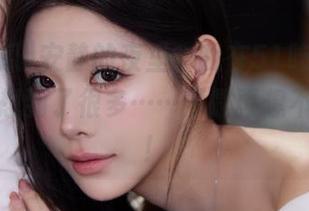 安静的夜里，我在51吃瓜入口发呆，想到了很多……可是再想不太起来！