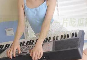 传送门通向一片吃瓜热潮，快来52吃瓜网闲逛！