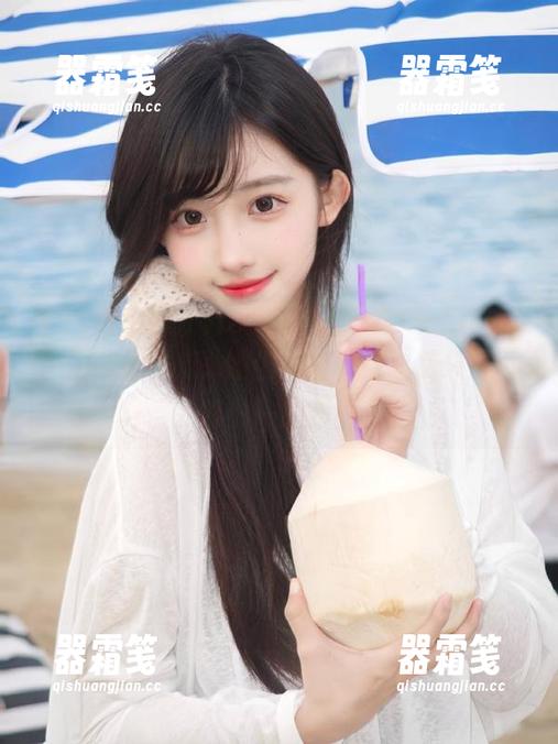 91吃瓜群众 lOS用户在“91吃瓜群众”上吃到的瓜...她们心情真好,我只有屏幕前一脸懵!