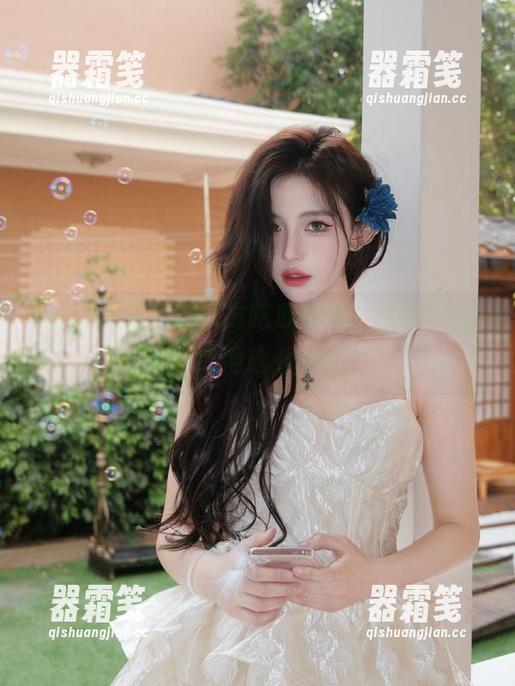 cgw 说好的官方吃瓜频道,怎么“cgw”官网这么魔性?