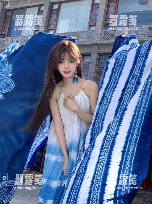 www.黑料 偶尔偷偷打开苹果版“www.黑料”,连我自己都觉得有点鱼!