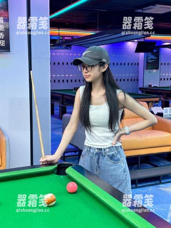 五一吃瓜 我在五一吃瓜网站,娜娜的表现真让人无语