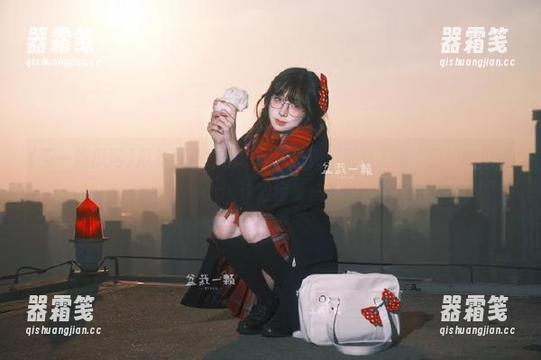 五一吃瓜网 瓜多到让我想责问饲养员,别忘了来“五一吃瓜网”app这边接受洗礼!