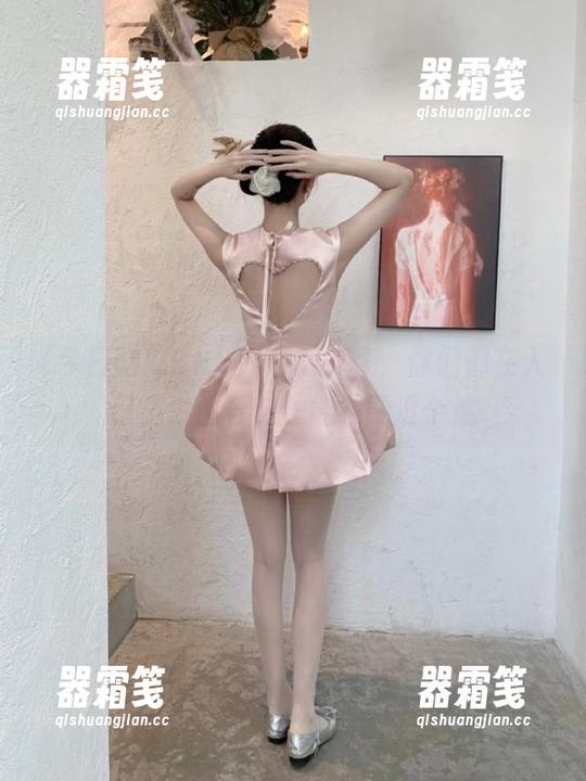 今日吃瓜91 今日吃瓜91,你们都在入口里讨论什么?能不能透个底