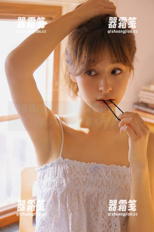 冲哥精选 吃瓜不停,冲哥精选app里黑料多到让你脑洞大开!