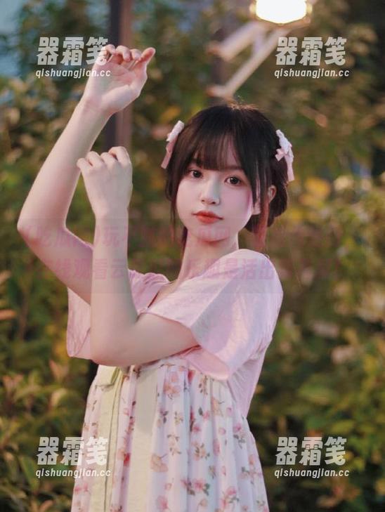 吃瓜网 玩不腻的吃瓜网,轻松传送门,在线观看云吸瓜的乐趣是活出新高度!