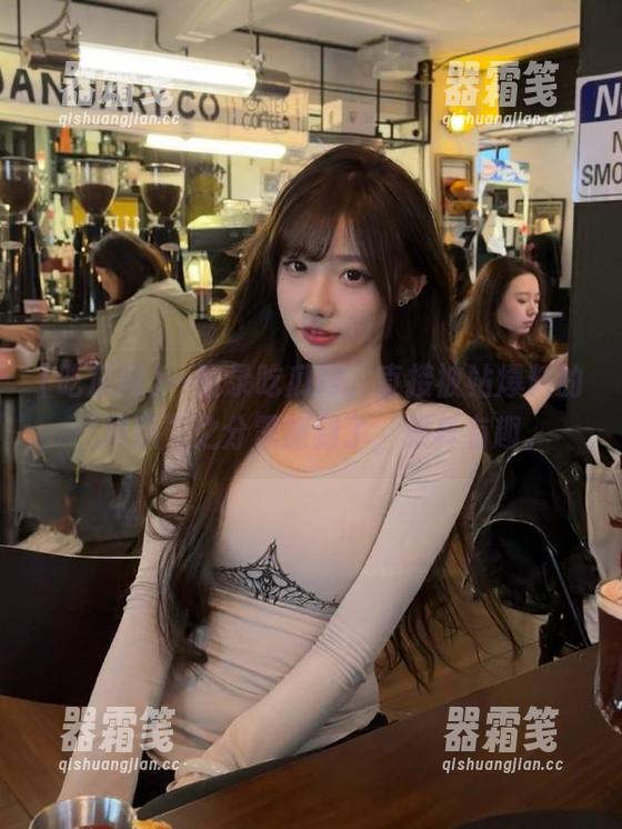 一登录吃瓜网，直接被站爆料的“冷热”之分震撼到了，果真有趣。