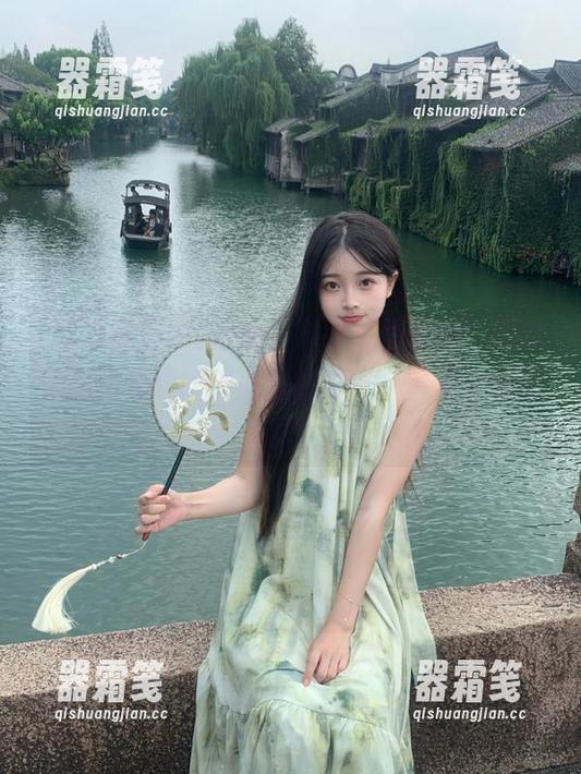 吃瓜黑料网 话说,“吃瓜黑料网”跟我说的海角趣闻形成鲜明对比,真是被圈粉了!