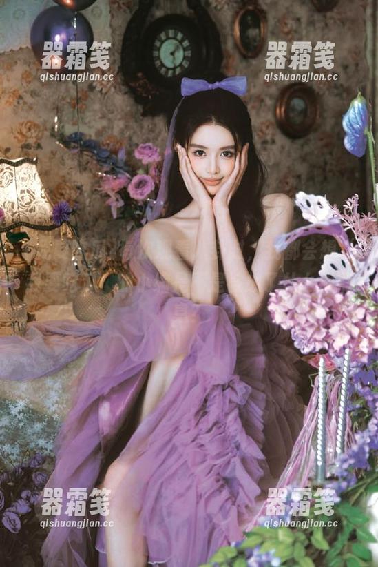 我要吃瓜 每次观看八卦时,我都会想“我要吃瓜”的小编是不是被放了什么假消息?