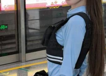 听说“暴走黑料”有超多资源，今天咱们去搜刮一番！