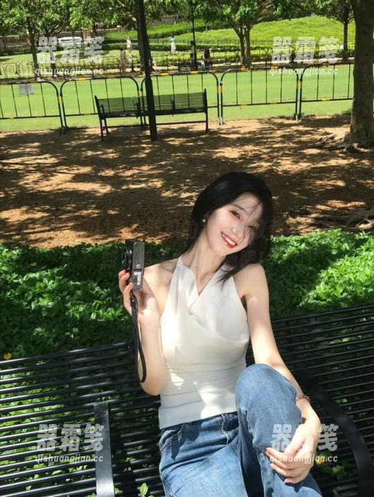 泡泡吃瓜 泡泡吃瓜的黑料,收藏不定时上新,擦亮你的眼睛吧!