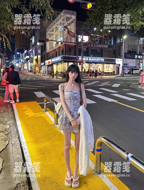 尝试在网曝黑料官网给老朋友留言，结果一言不合就成了热议话题～