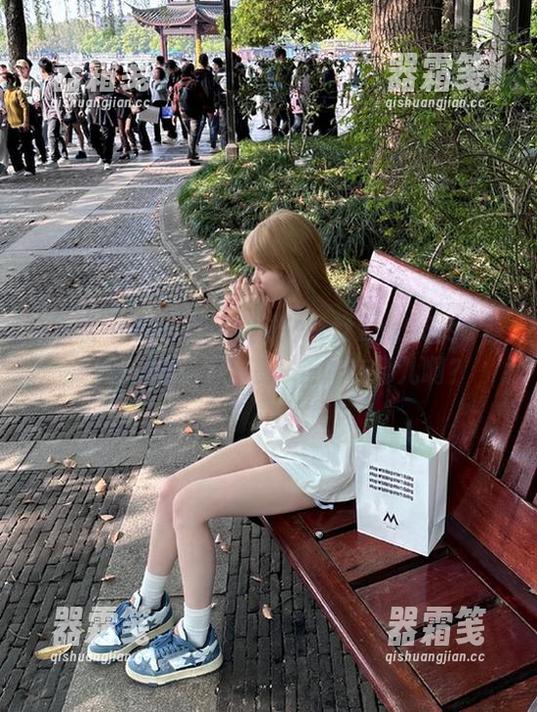 黑料不打烊 黑料不打烊tttzzz06.su苹果版更新太慢了吧,新的在哪儿啊?