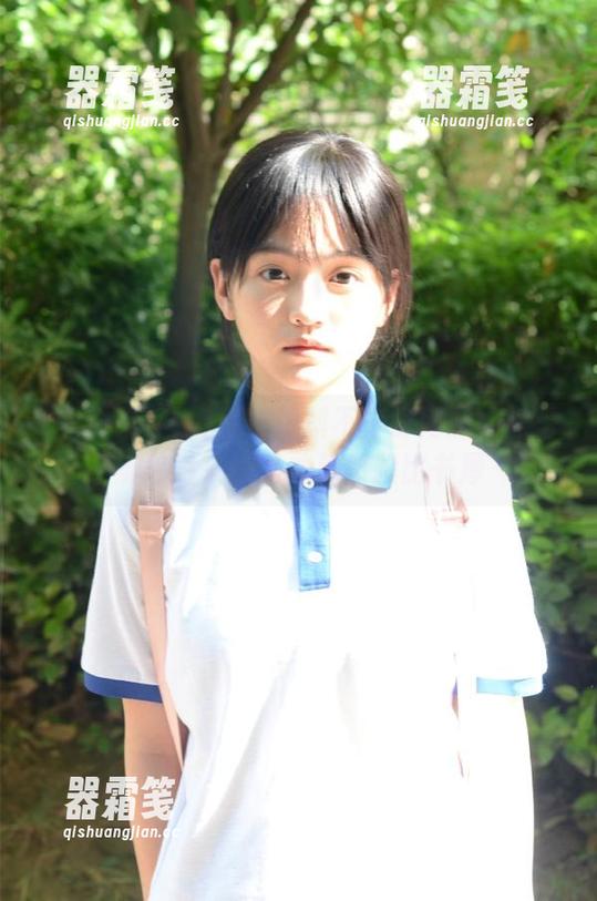 黑料不打烊 国产黑料不打烊网站:从好莱坞搬来的秀才居然脸比书厚