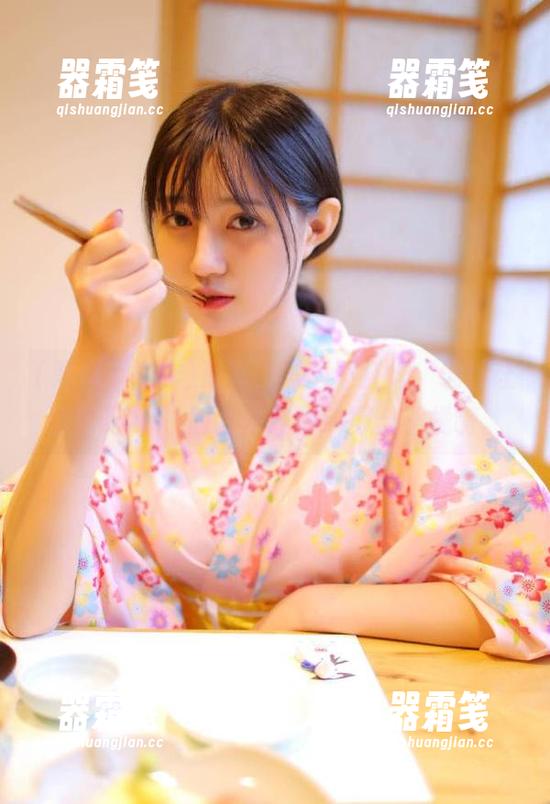 港真，黑料不打烊，地址让你畅吃24小时我估计激动得合不拢嘴。
