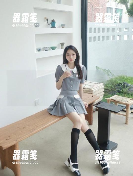 黑料不打烊 坚持国产正能量的黑料不打烊,苹果版里更新的内容简直让人目瞪口呆