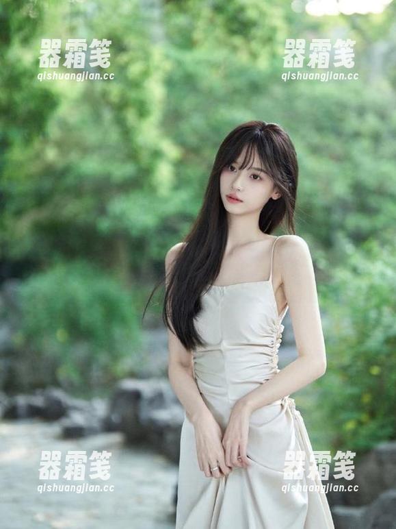 黑料网站 拿起导航走进黑料网站,下载瓜事如潮水般涌来!