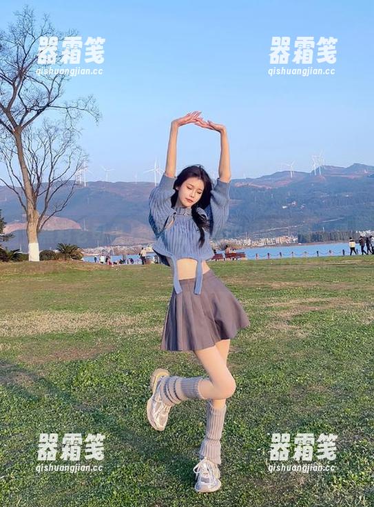 别迷信招摇的网站，来“黑料老司机官网”瞧瞧真实背后的故事！